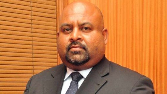 Carte d’identité biométrique : Me Neelkanth Dulloo appelé à prendre position