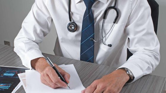 Détenteur d’une seule attestation après des années d’études : un physiothérapeute peine à rentrer au pays