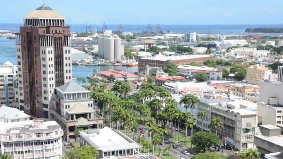 Le déficit commercial augmente de 25% en octobre