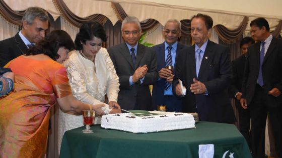 Toast pour célébrer l’indépendance du Pakistan