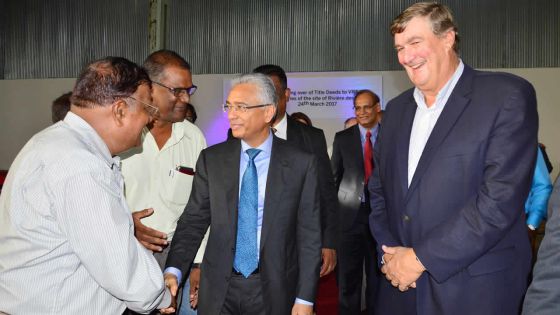 Pravind Jugnauth : «L’opposition essaie de nous mettre des bâtons dans les roues»