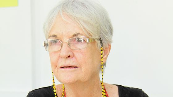 Lindsey Collen, sur les Britanniques et les Américains : «Honteux qu’ils ignorent l’avis d’une Cour qu’ils ont créée»