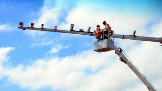 Structures de Safe City sur des terrains privés : des proprios demandent au CP d’enlever ses caméras