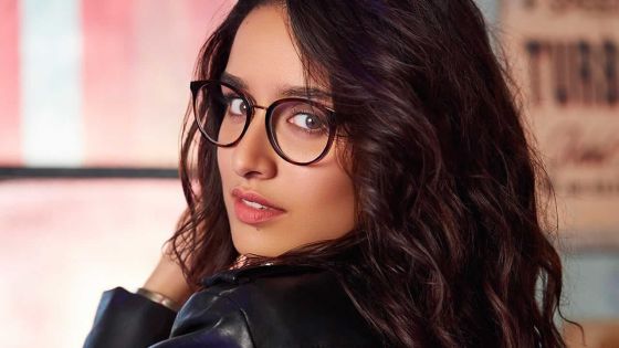 Shraddha Kapoor aux côtés de Prabhas dans Saaho