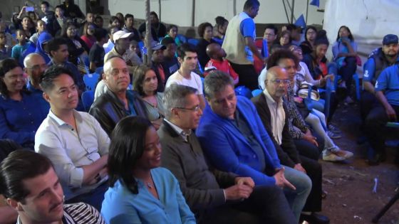 Congrès nocturne à Rose-Hill : Xavier-Luc Duval souhaite une campagne civilisée 