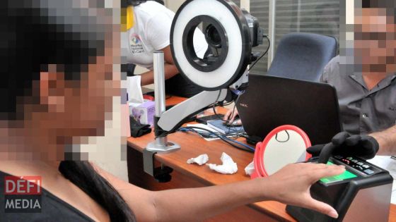 Nouvelle carte d’identité nationale : les propriétés précisées bientôt