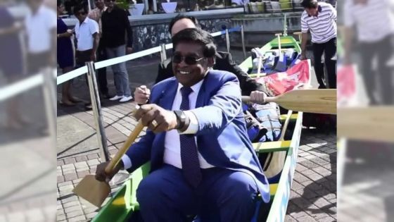 La photo fait le buzz sur les réseaux sociaux : Ram dan sek   