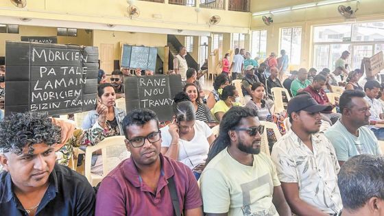 Licenciement de plus de 1 700 employés des collectivités locales : la menace d’une grève de la faim brandie