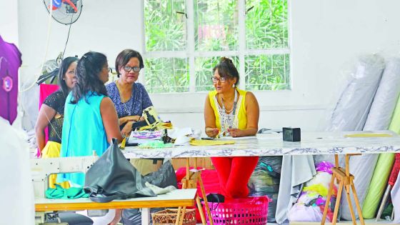 Magali Potage : l’ex-fonctionnaire convertie dans la couture haut de gamme