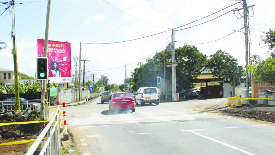 À Allée Brillant: feux de signalisation en panne depuis une semaine