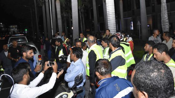 Hommage au petit Ritesh à la Place d’Armes - Sen Goojha : «L’indifférence des Mauriciens devient légendaire»