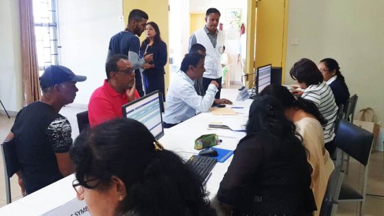 Nomination Day : 26 candidats se sont inscrits pour la partielle au no 7 