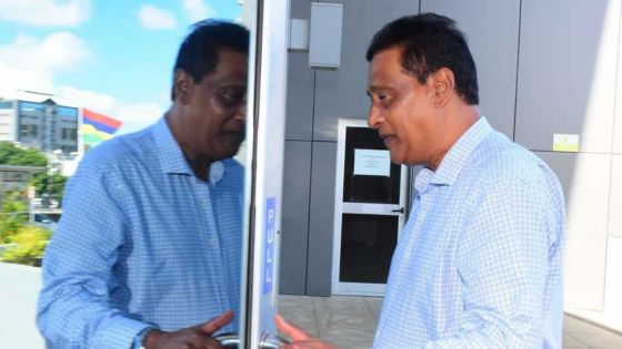 Moustass Leaks : l’ex-Secretary to Cabinet, Nayen Kumar Ballah, entendu pendant cinq heures par le CCID
