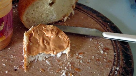 Elle achète de la pâte à tartiner infestée d’asticots