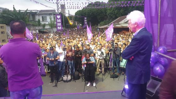 Meeting du MMM devant l’ex-bar Chacha - Bérenger : «Nou pa bizin fer kampagn sakenn pe detrip sakenn»