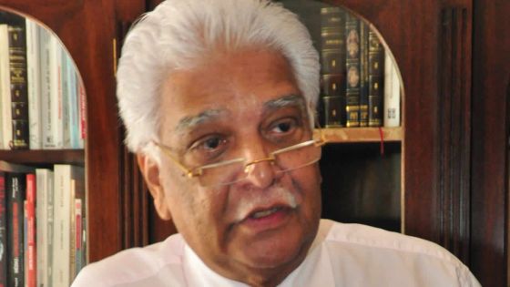 Jean-Claude de l’Estrac : «Pour éviter le pire, la presse doit s’autodiscipliner»