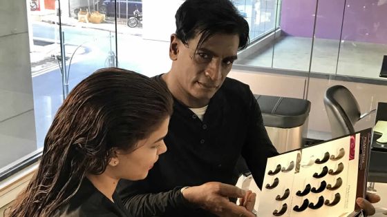 Mike Michel : coiffeur jusqu’à la pointe des cheveux