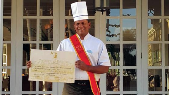 Disciples d’Escoffier : le chef Rakesh Munoruth intronisé