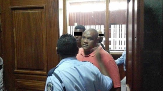 Délit de drogue : 4 ans de prison pour avoir proposé de l’héroïne à un policier