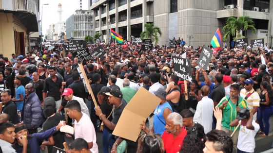 Marche de protestation : le PTr et le PMSD critiquent l’absence de Paul Bérenger