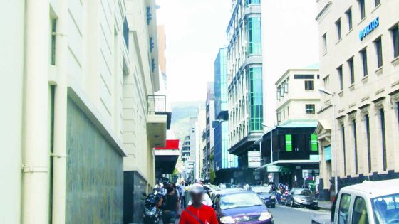 Tromperie alléguée : il demande un prêt de Rs 400 000, on lui accorde un découvert