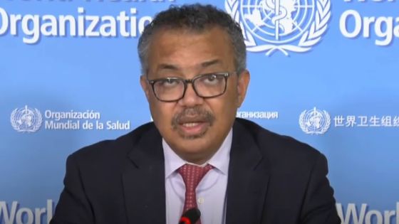 COVID-19 : l’OMS appelle à la vigilance malgré la baisse du nombre de cas