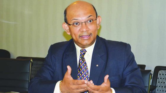  Etienne Sinatambou: « On peut parler de réelle baisse des prix d’Internet »