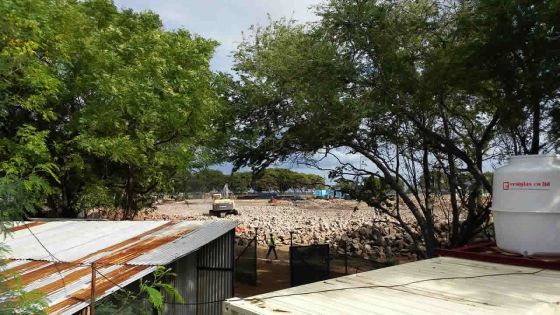 À BAIN-DES-DAMES: LE CHANTIER DU CEB ENCORE UNE FOIS DÉCRIÉ PAR LES RIVERAINS