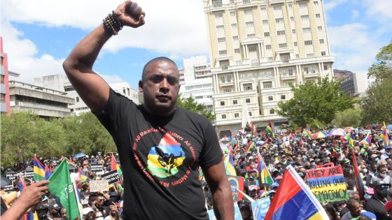 [En images] La marche citoyenne a démarré