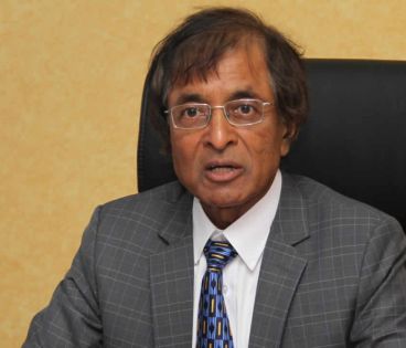 Anil Gayan en appelle à la responsabilité des patients