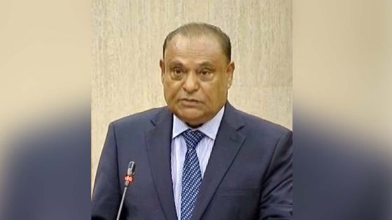 Rentrée parlementaire - Le Speaker, Sooroojdev Phokeer : « J’attends la coopération de tout le monde »