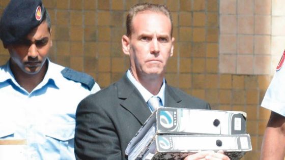 Allégations d’arrestation et de détention arbitraires : Peter Wayne Roberts réclame Rs 1 milliard de dommages