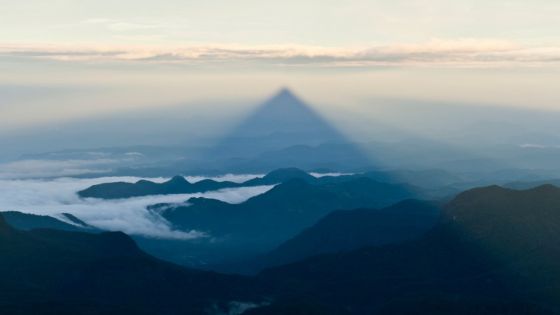 4 Minutes aux 4 Coins du Monde : Sri Lanka, le pic d’Adam, montagne sacrée, un symbole du vivre-ensemble
