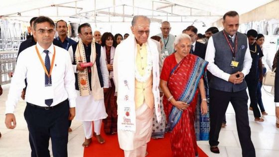 Navin Ramgoolam au sanctuaire de Kashi Vishwanath 