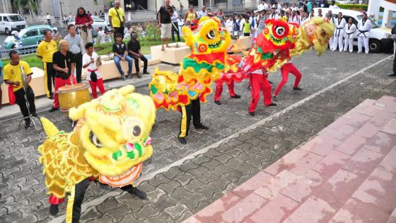 Nouvel An chinois : l’année du Coq accueillie avec faste