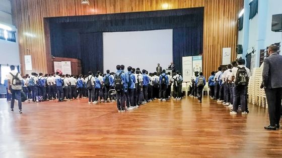 Quand la discipline fait école