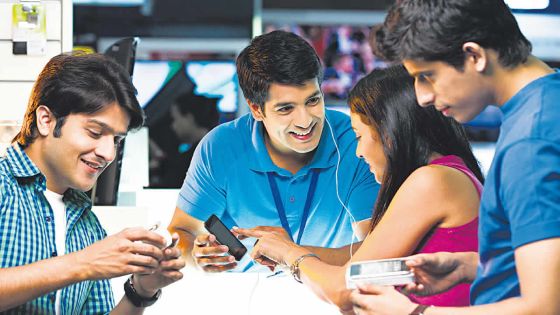  Les jeunes et les smartphones : un cocktail explosif ?