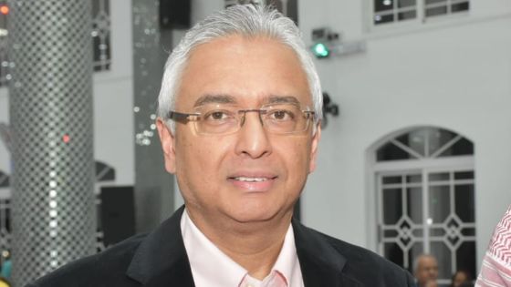 Trois sorties publiques sur un ton de campagne électorale pour le PM