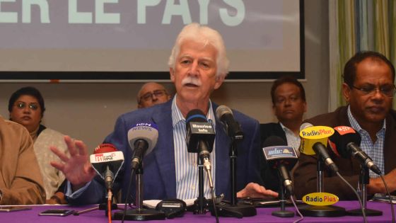 Paul Bérenger : «Aligner un candidat commun à la partielle devient ridicule»