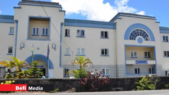 Non-port du masque à Curepipe : Il menace des policiers qui lui servaient une contravention