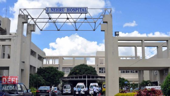 Un infirmier inquiet après avoir été en contact avec un patient positif au Covid-19 