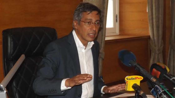 Politique : Xavier-Luc Duval et Pravind Jugnauth sur le pied de guerre