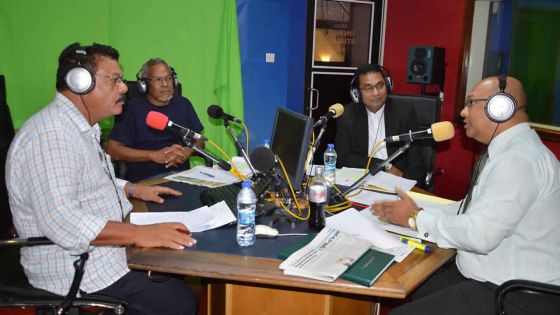 Le Grand Journal de Radio Plus : les avis divergent sur la passation de pouvoir