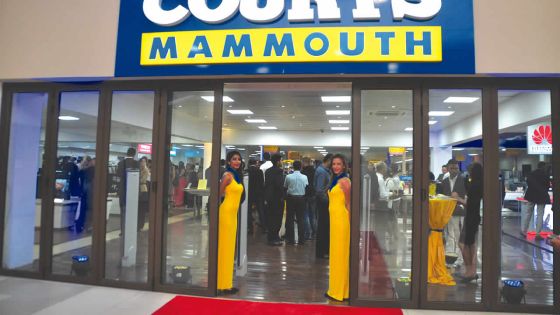 Courts-Mammouth: la succursale de Phoenix relookée