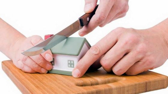 Un couple se déchire : sa maison mise à la barre, elle veut annuler la vente