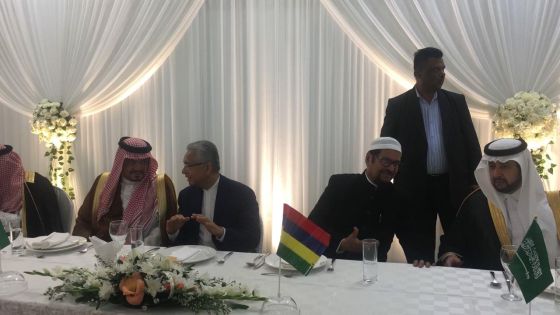 Pravind Jugnauth : «Sak dimun dan sa pey la kapav pratik so relizyon ek so kroyans»