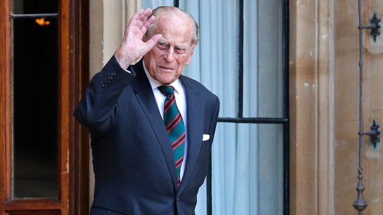 Le prince Philip, époux de la reine Elizabeth II, est mort