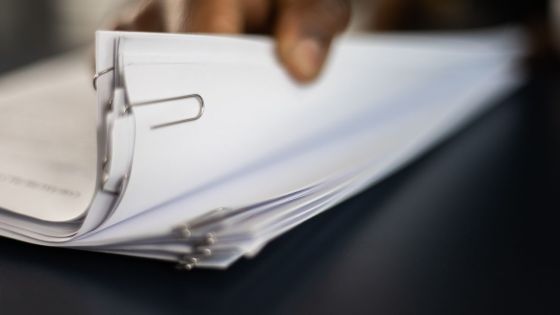 Une ébauche de la Financial Crime Commission suscite des débats