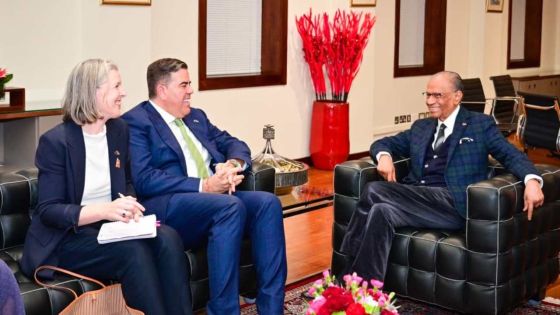 [En images] Visite du Speaker australien à Maurice