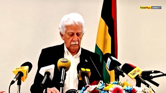 Enquête sur le jet privé de Madagascar : suivez la conférence de presse du PM par intérim, Paul Bérenger